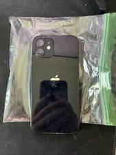 iPhone 12 usato solo per parti